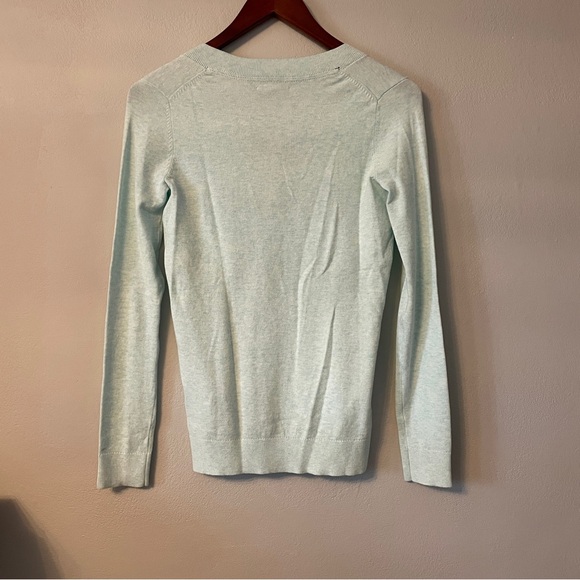 Fresh Tommy Hilfiger Light Mint Green V-Neck Sweater Size: Extra Extra Small NWT - Picture 7 of 9